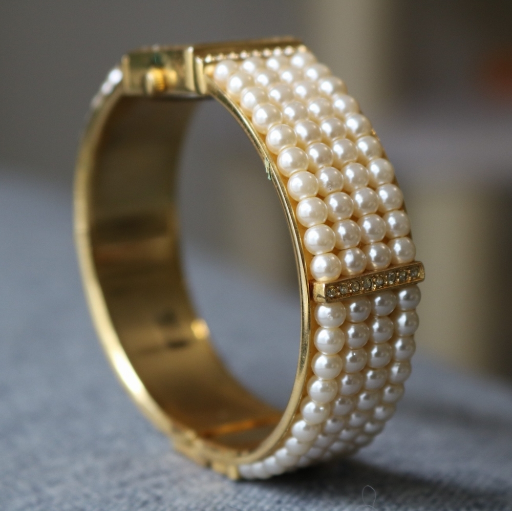 Vivani gold and pearl watch